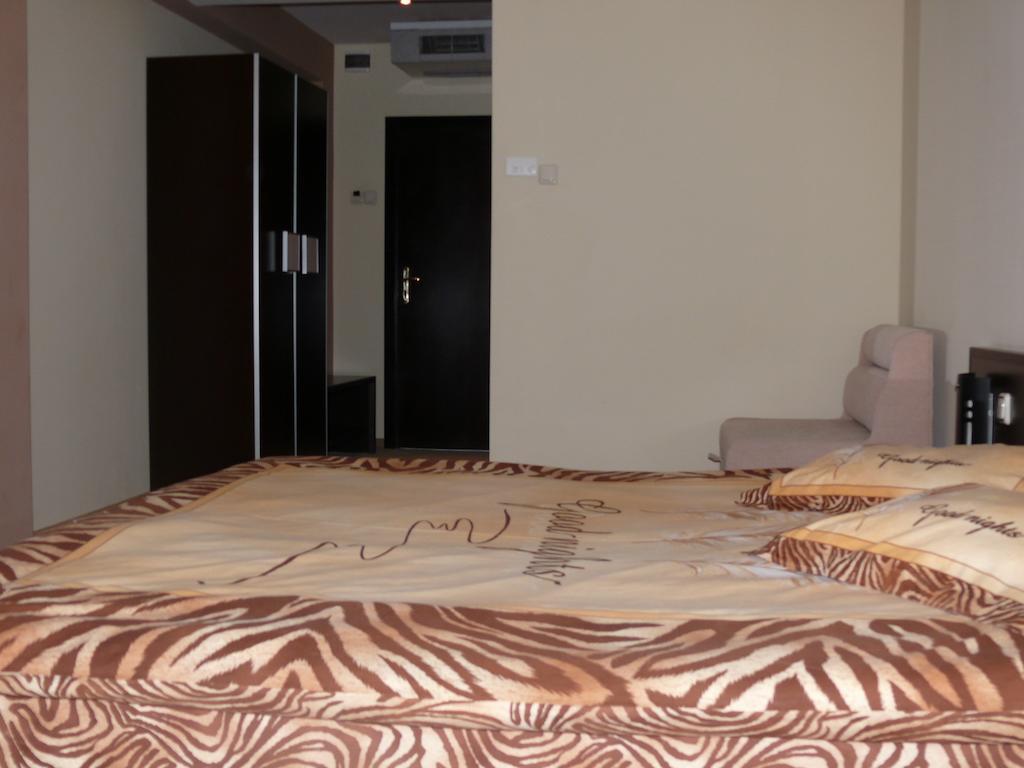 Hotel Brilliantin Sliven Номер фото