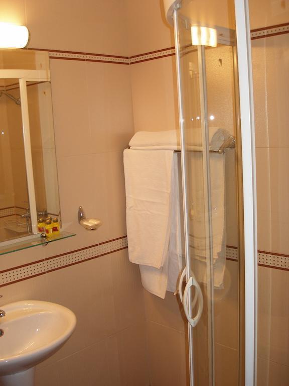 Hotel Brilliantin Sliven Екстер'єр фото